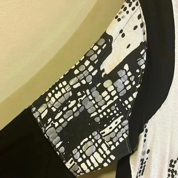 [M] Lavena  Cowl Neck Sky Scraper Print Embellished Tunic Sweater Blouse Dress - Picture 5 of 9